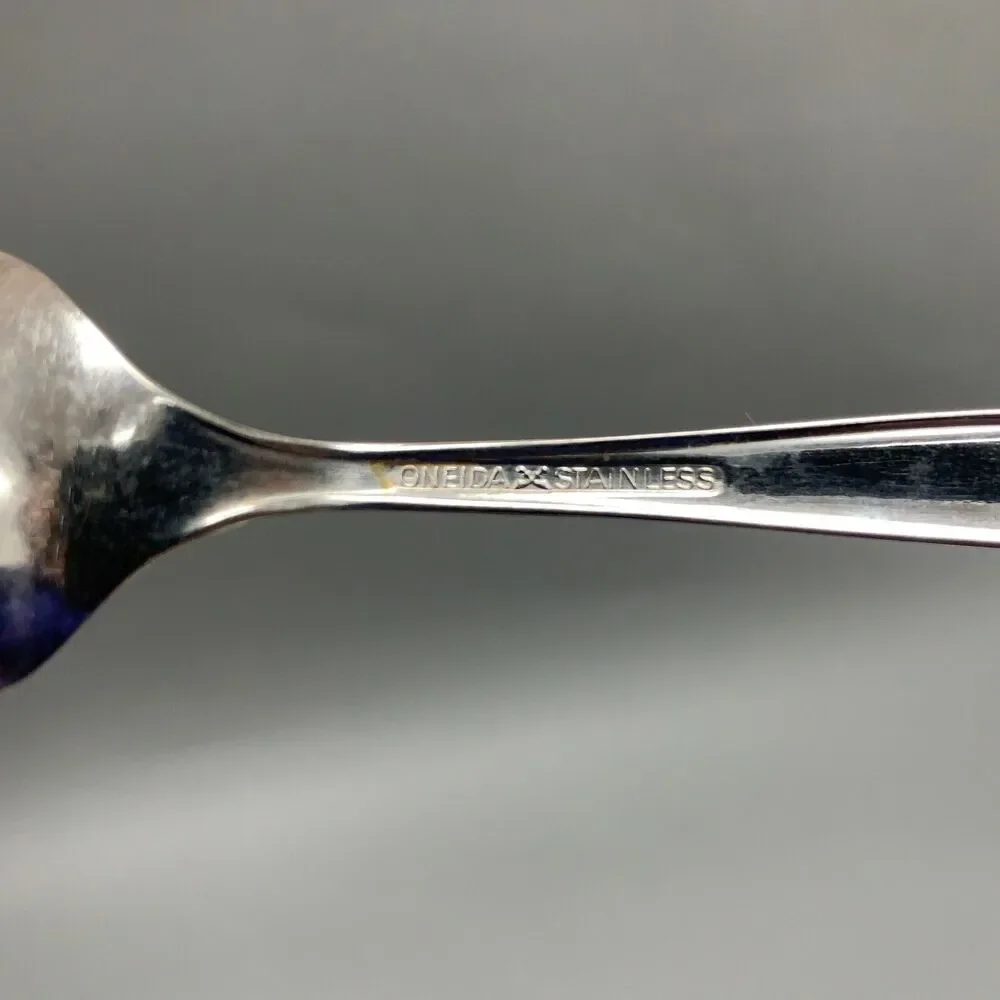 Wm. A. Rogers Oneida Surf Club Stainless Oval Soup Spoons Lot of 6‎